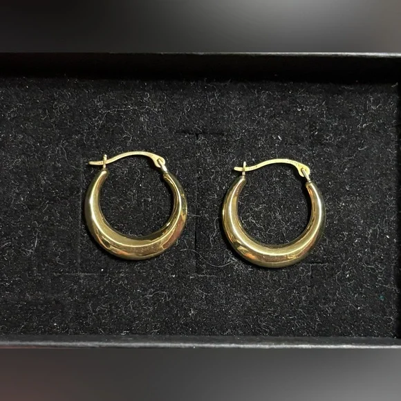 Stampd Gold Hoop Earrings - Picture 1 of 6